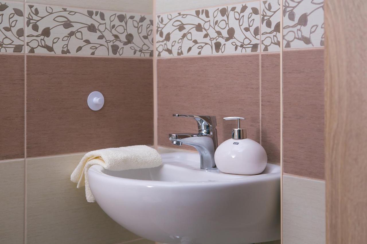 Forrás Apartman Eger Esterno foto